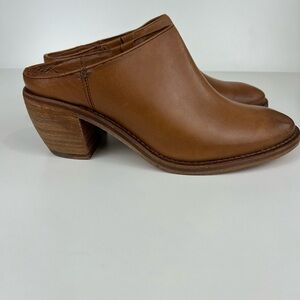 FRYE ROSALIA MULES SIZE 8.5